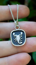 Load image into Gallery viewer, Scorpion| PENDANT |has  Symbols
