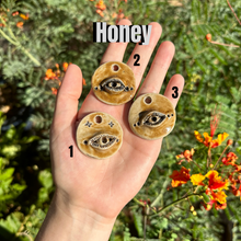 Load image into Gallery viewer, Ceramic Eyeball Medallions
