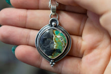 Load image into Gallery viewer, Yin &amp; Yang Necklace
